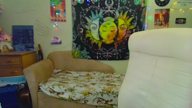 Snapshot of Lil_foxxx chatting on 03.07.25 Lil foxxx online show from 03.07.25