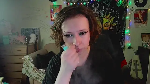 Snapshot of Lil_foxxx chatting on 09.13.25 Lil foxxx online show from 09.13.25