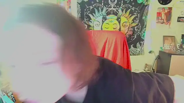 Snapshot of Lil_foxxx chatting on 09.25.25 Lil foxxx online show from 09.25.25