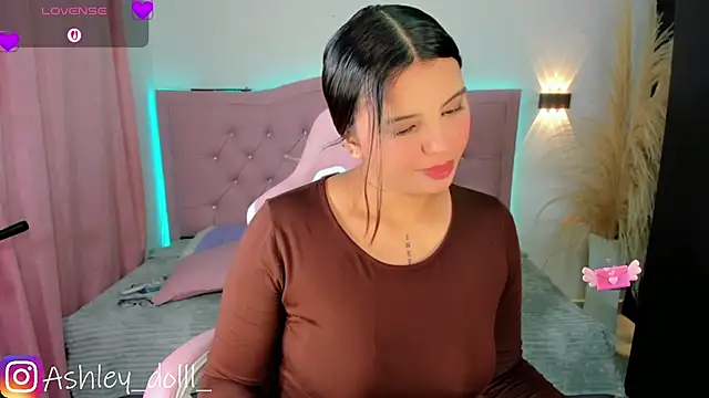 Ashley dolll online show from 04.11.26