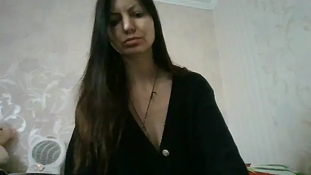 AliseWats online show from 10.13.25