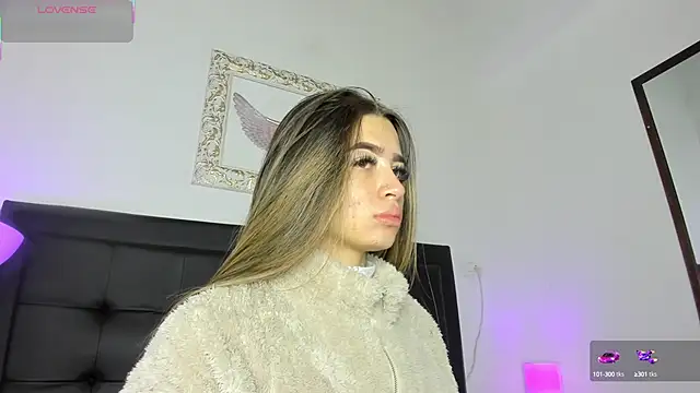 Lola Blondie online show from 09.25.25