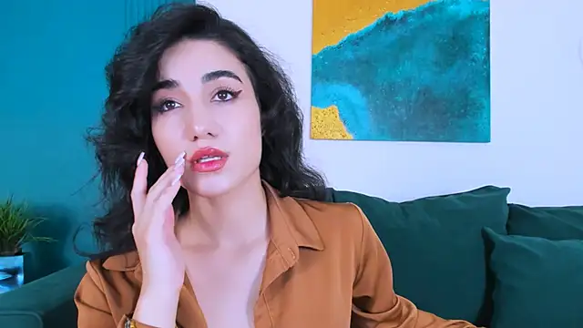 Maya Rogerss online show from 11.02.25