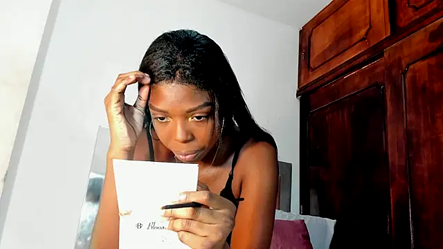 Coral w10 online show from 09.17.25