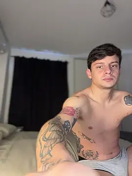 Snapshot of CarinaRose chatting on 02.22.26 CarinaRose online show from 02.22.26