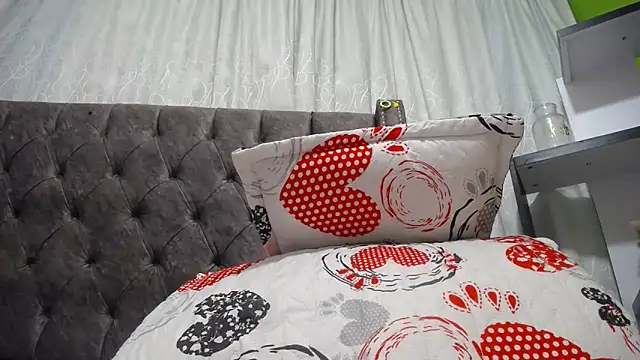 ANA-BULLOCK- online show from 12.16.25