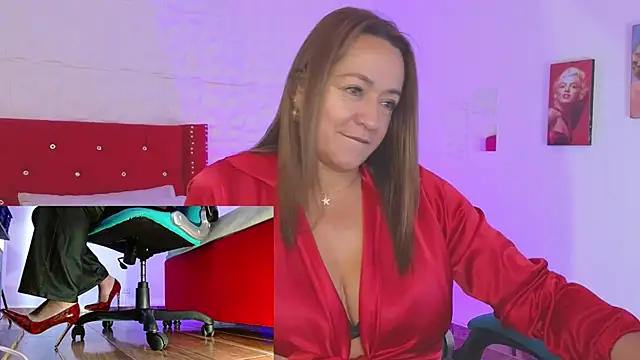 Snapshot of weet_Evans___ chatting on 10.01.25 weet Evans online show from 10.01.25