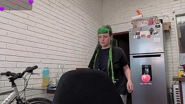 freyaa sorcerees online show from 09.29.25