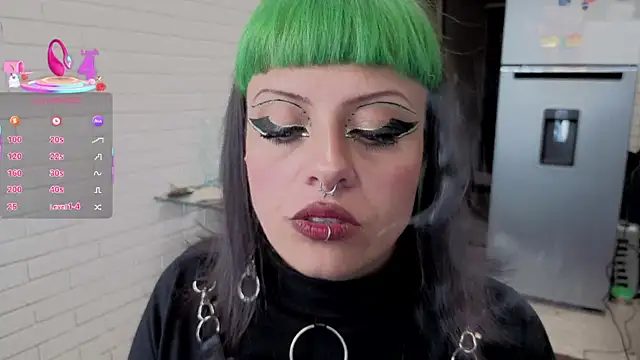 freyaa sorcerees online show from 11.13.25