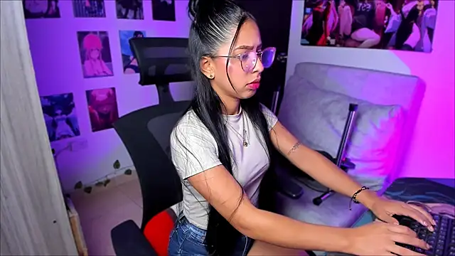 Vickysth online show from 01.06.26