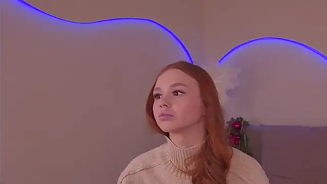 Snapshot of MiraBliss chatting on 12.14.25 MiraBliss online show from 12.14.25