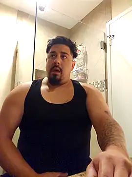 Snapshot of big_sexy_one chatting on 03.07.25 big sexy one online show from 03.07.25