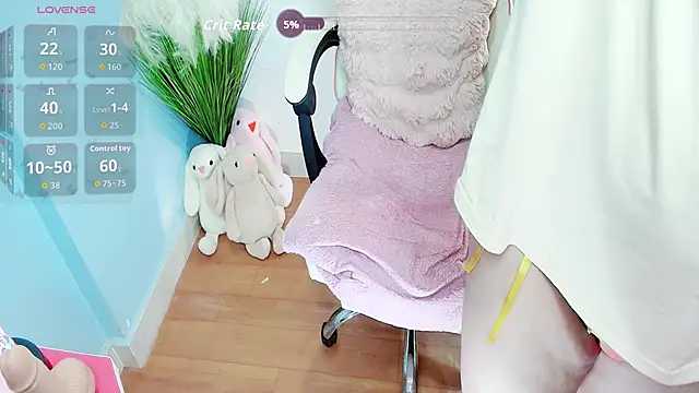 Snapshot of Be_Joy chatting on 04.01.26 Be Joy online show from 04.01.26