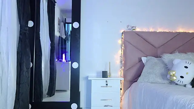 eva sin18 online show from 01.06.26