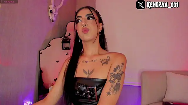 Kendramillerr 1 online show from 10.03.25