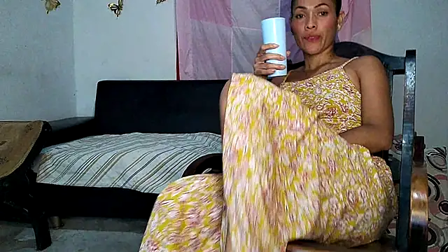 Milu curly online show from 10.19.25