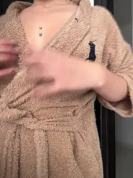 VictoriaGerard Pink online show from 04.07.26