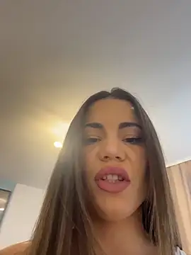 Eire Spencer online show from 10.07.25