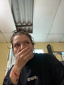 Snapshot of val_zx chatting on 09.09.25 val zx online show from 09.09.25