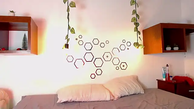 wet valery online show from 12.23.25