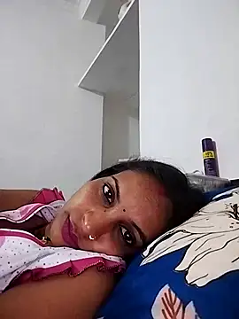 Hotty-Nidhi online show from 03.18.25