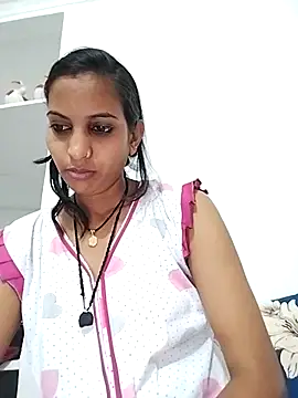 Hotty-Nidhi online show from 03.20.25