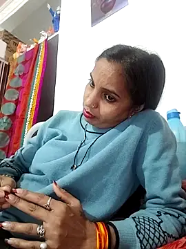 Hotty-Nidhi online show from 02.05.26