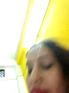 Hotty-Nidhi online show from 02.20.26