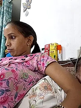 Snapshot of Hotty-Nidhi chatting on 05.29.26 Hotty-Nidhi online show from 05.29.26