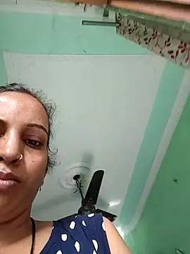 Snapshot of Hotty-Nidhi chatting on 06.16.26 Hotty-Nidhi online show from 06.16.26