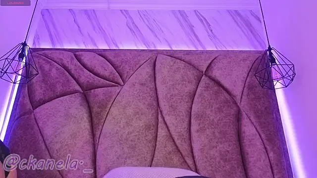 Kanela miller  online show from 11.20.25