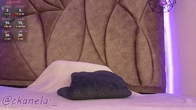 Kanela miller  online show from 11.23.25