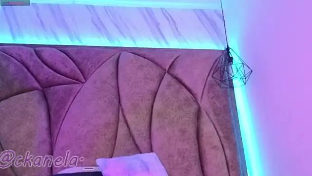 Kanela miller  online show from 01.09.26