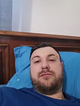 Snapshot of hugedickedd chatting on 02.15.26 hugedickedd online show from 02.15.26