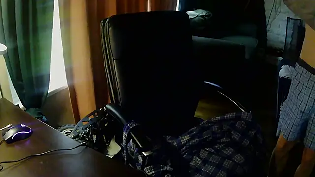 Slim Whitey online show from 11.05.25