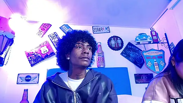 lili roussi online show from 10.19.25