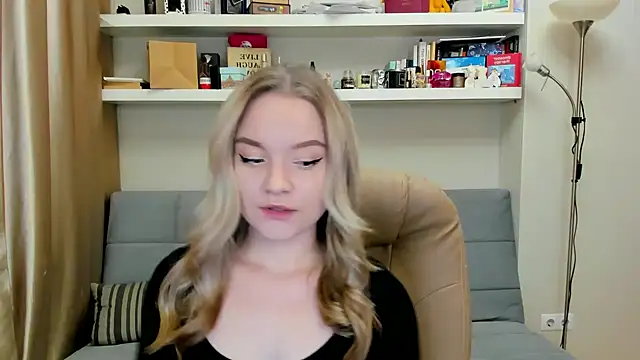 Kara Smith  online show from 12.15.24