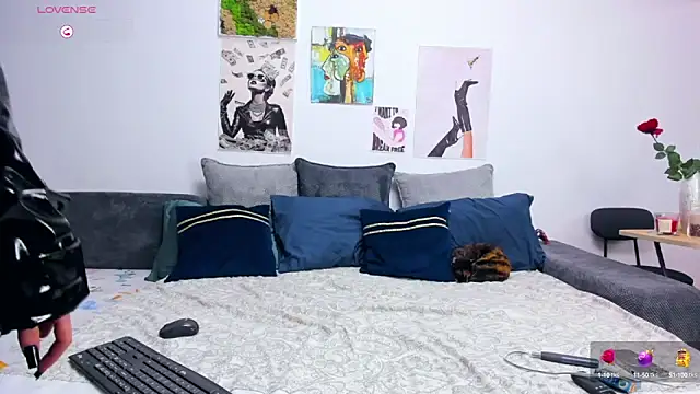 FindomGoddess1 online show from 10.15.25