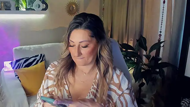 SarahAlluring online show from 05.14.26