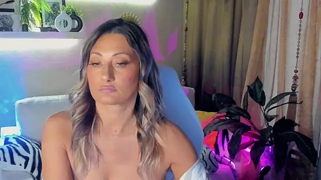 SarahAlluring online show from 05.30.26
