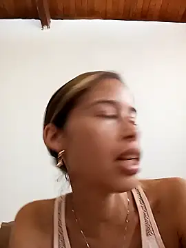 Snapshot of Sexi_girl29 chatting on 10.09.25 Sexi girl29 online show from 10.09.25