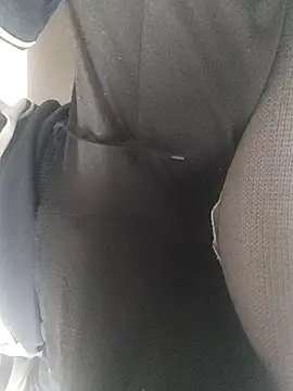 Snapshot of gui67675 chatting on 10.17.25 gui67675 online show from 10.17.25