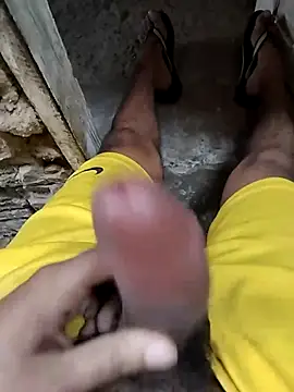 Snapshot of Fr1925 chatting on 11.24.25 Fr1925 online show from 11.24.25