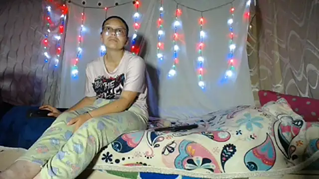 SHARONYJQVI online show from 07.21.26