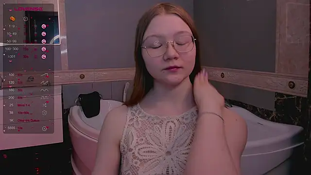 Snapshot of luv_tessa chatting on 02.11.26 luv tessa online show from 02.11.26