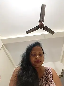 Arohi35 online show from 09.17.25