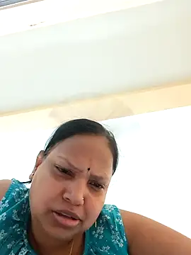 Snapshot of Arohi35 chatting on 03.10.26 Arohi35 online show from 03.10.26