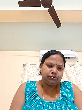 Snapshot of Arohi35 chatting on 03.25.26 Arohi35 online show from 03.25.26