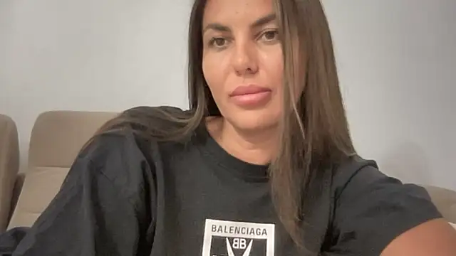 Snapshot of AngelinaMeov chatting on 09.08.25 AngelinaMeov online show from 09.08.25