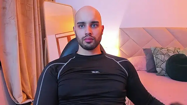 Snapshot of Chris_Alzate chatting on 09.09.25 Chris Alzate online show from 09.09.25